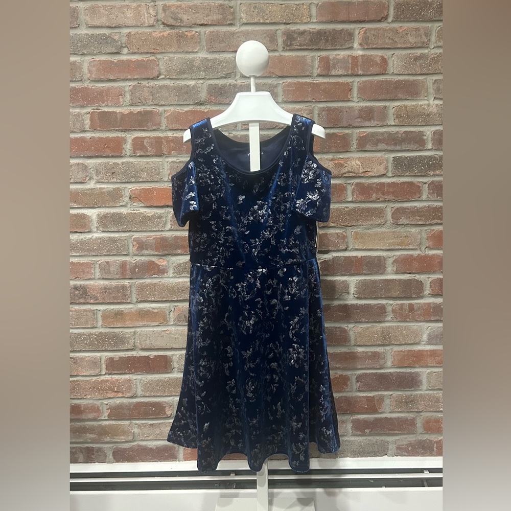 NWT, Girl’s Size 10 Pastourelle by Julie and Pippa Navy & Silver Velvet Dress.